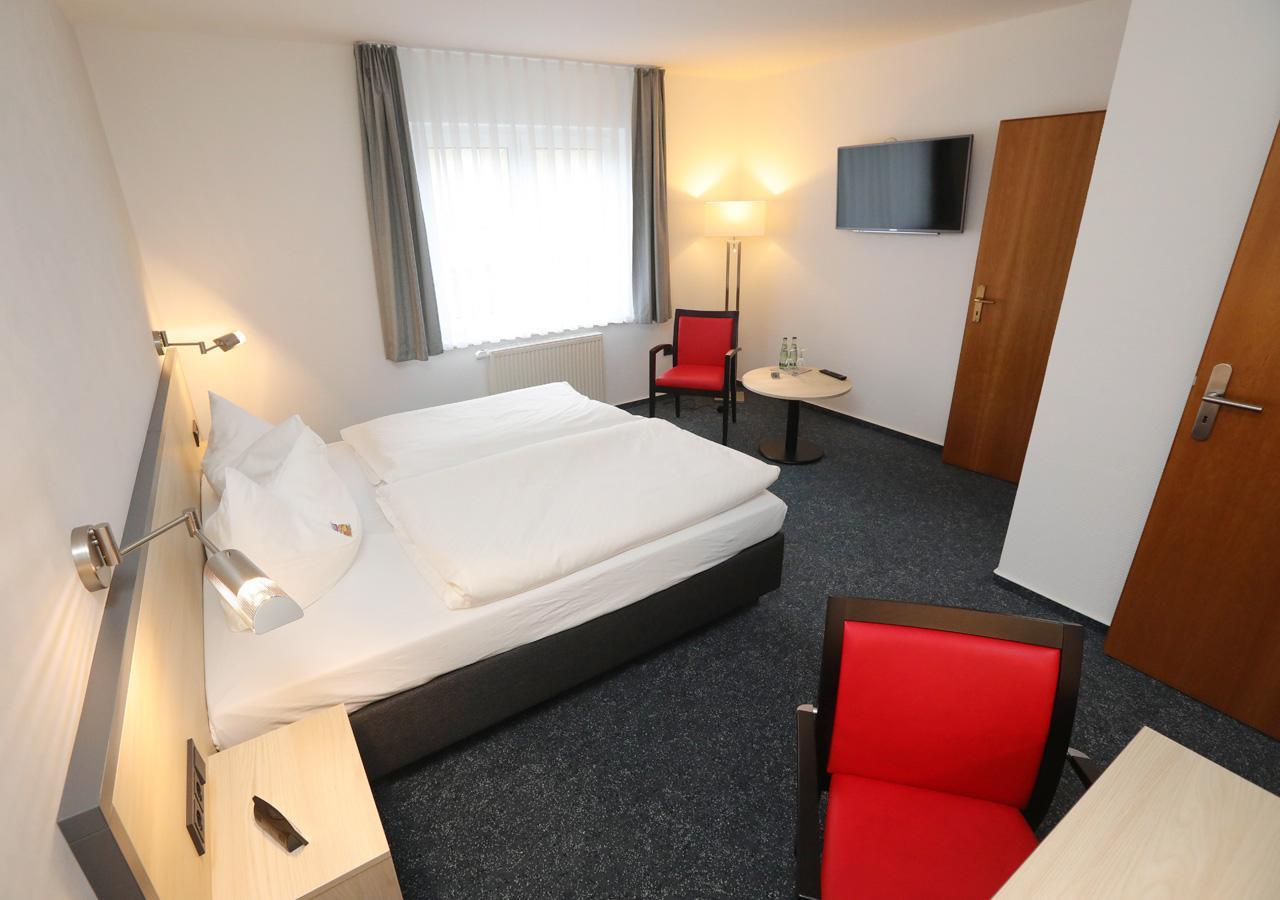 Hotel 7 Saeulen Gmbh Dessau-Rosslau ภายนอก รูปภาพ