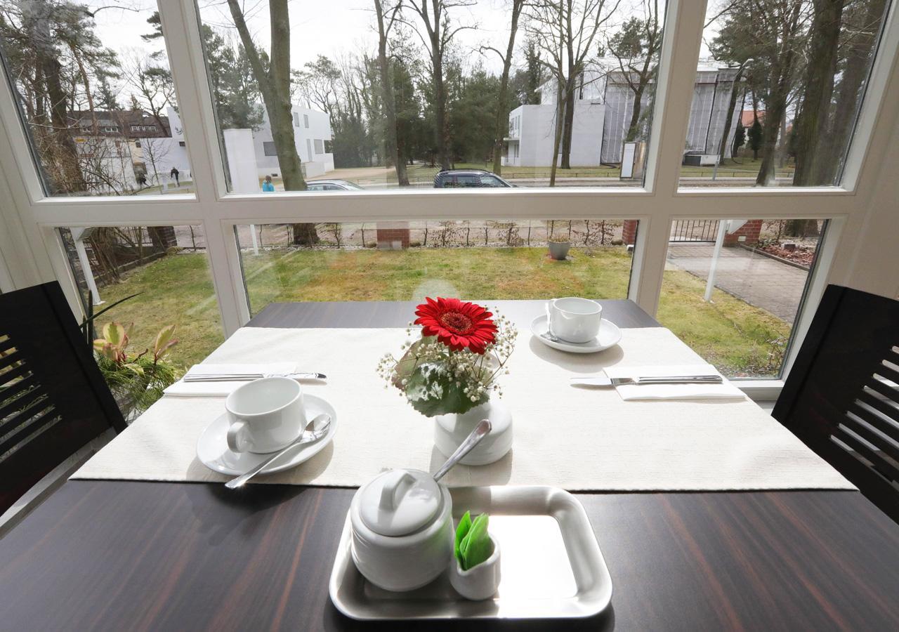 Hotel 7 Saeulen Gmbh Dessau-Rosslau ภายนอก รูปภาพ