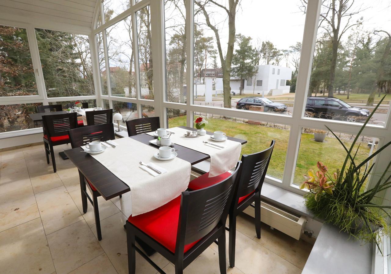 Hotel 7 Saeulen Gmbh Dessau-Rosslau ภายนอก รูปภาพ