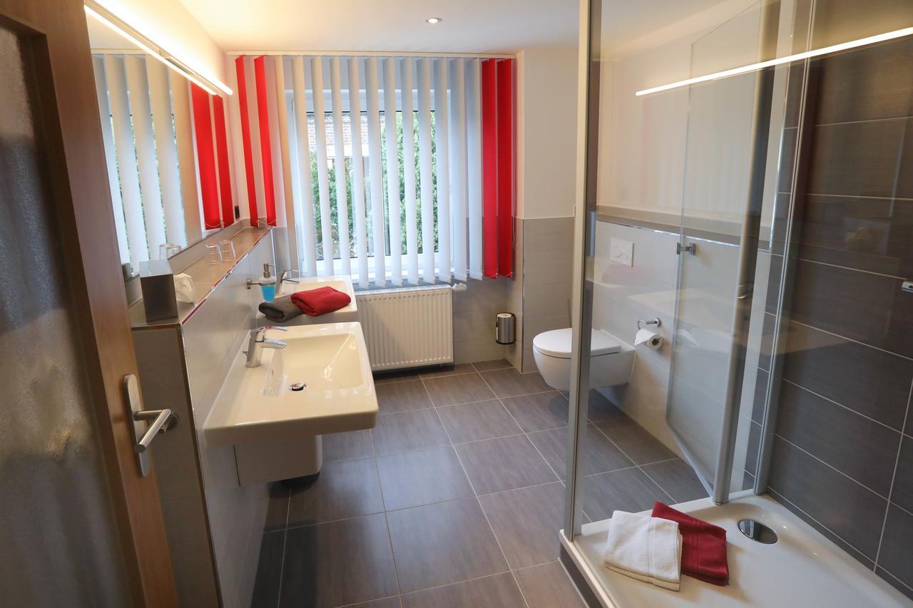 Hotel 7 Saeulen Gmbh Dessau-Rosslau ภายนอก รูปภาพ
